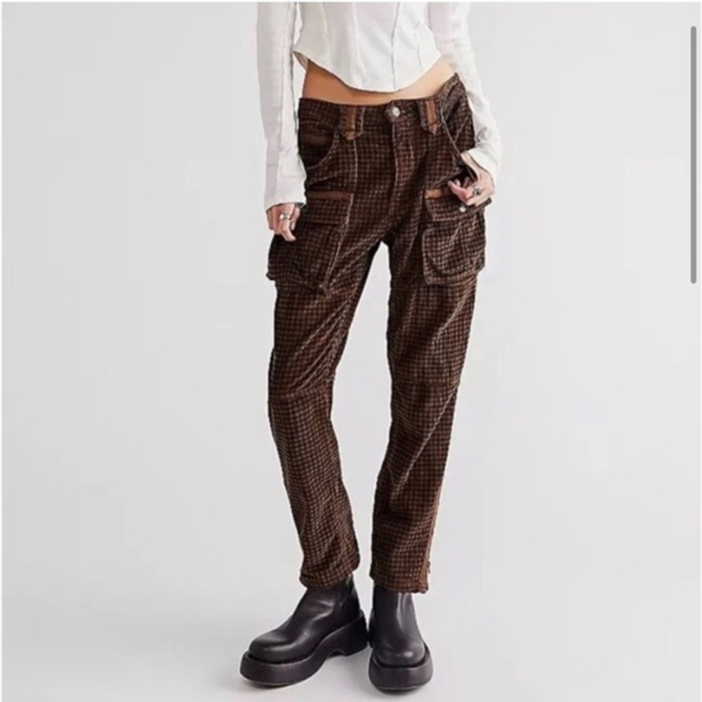 We The Free London Calling Slouchy Plaid Corduroy Cargo Pants Size 30